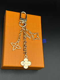Louis Vuitton LV Classic Floral Letters Four-Leaf Clover Keychain--0029  