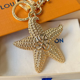 Louis Vuitton LV starfish shape keychain -0127  